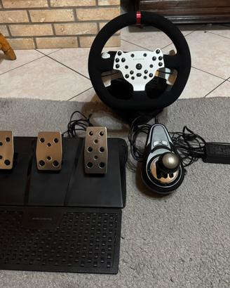 Volante Mars Gaming con pedaliera e cambio