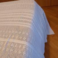 copriletto fatto a mano 