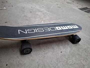 Skate elettrico Momo con batteria da sostituire