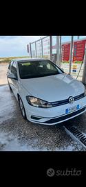 WOLKSWAGEN GOLF 7.5
