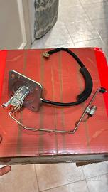 Galleggiante serbatoio honda hornet 90/03