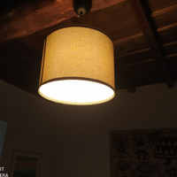 Lampadario da sospensione con paralume in tessuto