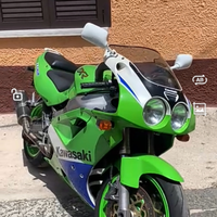 Kawasaki zxr 750