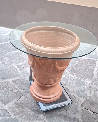 vaso in terracotta dell'inpruneta