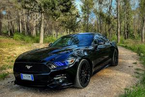 Ford Mustang  2.3 Uff. Italiana