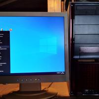 Pc Assemblato con monitor
