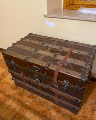 Baule antico di famiglia