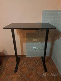 Scrivania / Tavolo regolabile elettrico 0,7m-1,2m