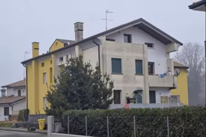 Appartamento di 92 m² con 4 locali e box auto a Po