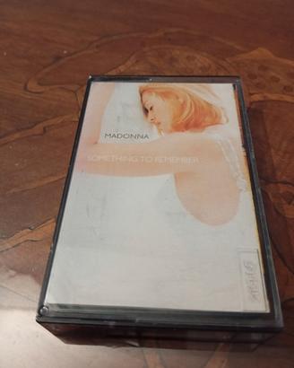 Madonna something to remember cassetta K7 vintage 