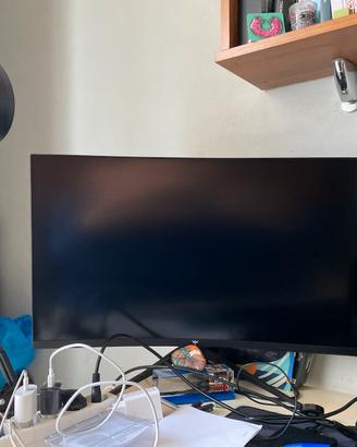 Schermo 4K Curvo da Gaming