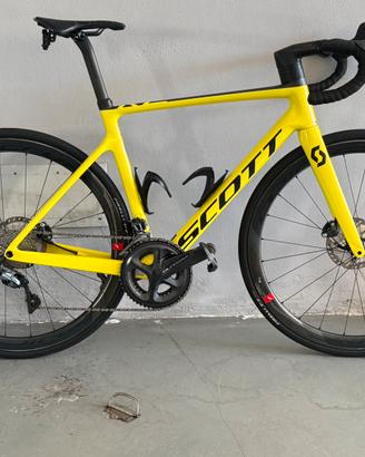 Scott Addict RC30 Ultegra ruote Fulcrum Carbon M