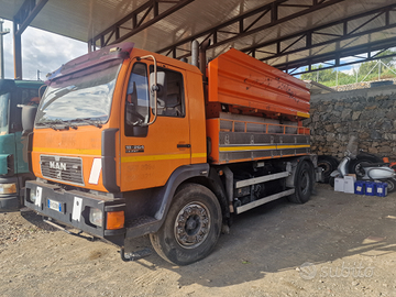 Auto spurgo man 180/264 attrezzatura moro