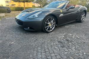 Ferrari california  59000 km 2009 105000 euro