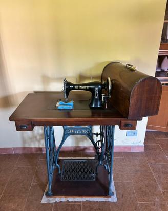 Macchina da cucire antica Klinwer