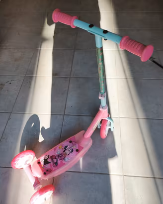 monopattino minnie