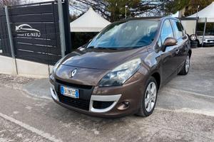 Renault Scenic X-Mod 1.5 dCi 110CV Luxe