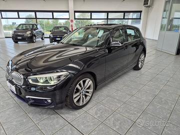 BMW 118 i 5p. Urban- !!