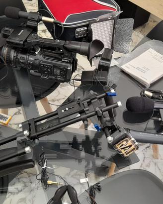 TELECAMERA PMW200 SONY + ACCESSORI