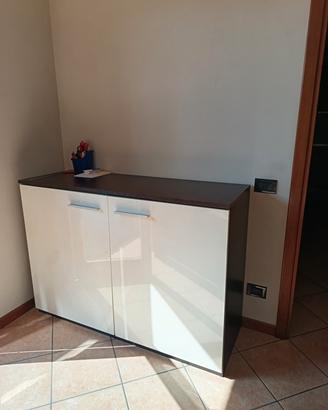 Credenza e vetrina e mobile tv
