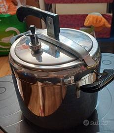 pentola a pressione funzionante 