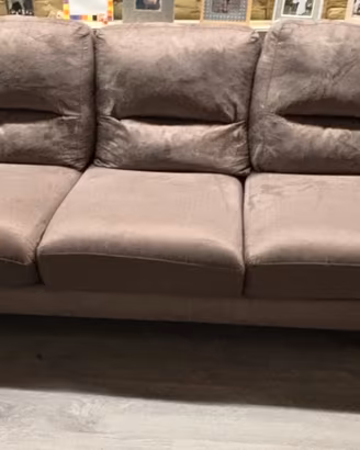 Divano POLTRONESOFA Nuovo con pouf
