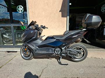 Yamaha TMAX 560  Tech Max