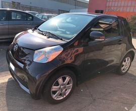 Toyota iQ 1.0 Adatta per neopatentati