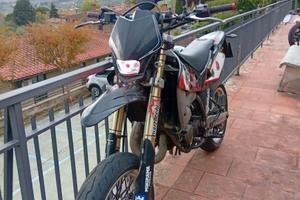 Husqvarna SM 125 TRATTABILI