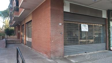 Colleverde Locale commerciale 65 mq