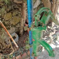 pompa d'acqua ritiro a mano