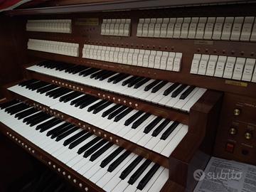 Organo Princeton 995 (Viscount Maestoso)