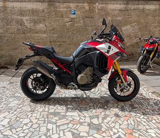 Ducati Multistrada V4 Pikes Peak 2024 in garanzia