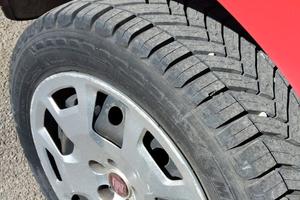 Gomme Michelin  195/60R16C    99/97 H