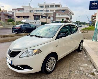 Lancia Ypsilon 1.3 MJT 16V 95 CV 5 porte S&S Gold