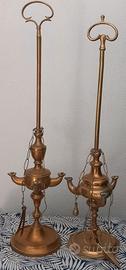 Coppia di lampade lucerne ad olio in bronzo