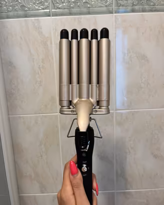 Piastra capelli mossi