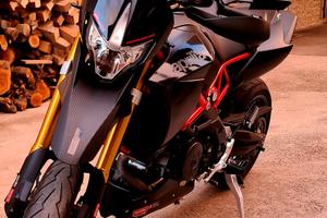 Aprilia Dorsoduro 900