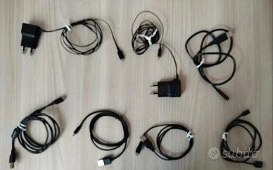 Lotto 7 cavi tipo AB Micro USB ed alimentatori