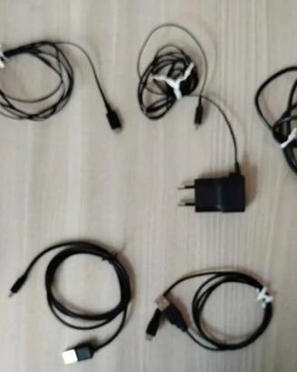 Lotto 7 cavi tipo AB Micro USB ed alimentatori