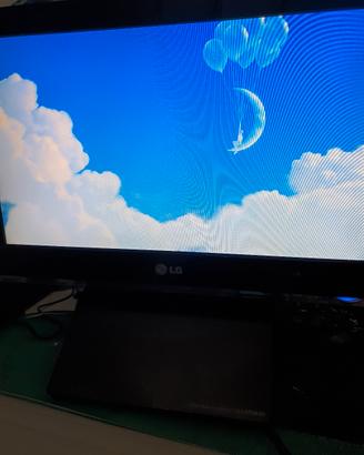 LG 19  TV COMBO LU7000