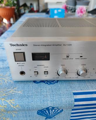 AMPLIFICATORE TECHNICS