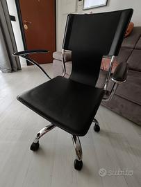 sedia da ufficio o gaming o studio come nuova