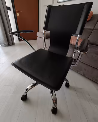sedia da ufficio o gaming o studio come nuova
