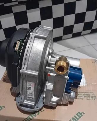 Ventilatore + valvola gas montati su vaillant 
