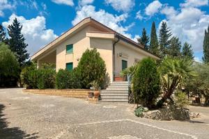 Villetta zona europark san cataldo