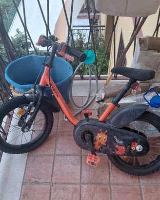 bicicletta per bambini e bambine