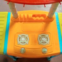 Cucina giocattolo in plastica