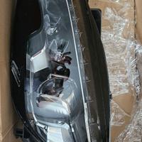 Fanale anteriore DX peugeot 308 anno 2016 (T9)