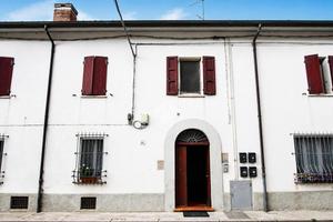 2 LOCALI A CESENA